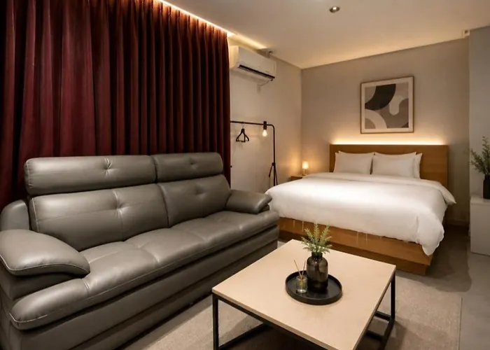 Pacific7 Hotel